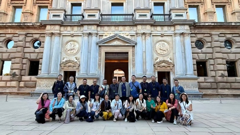 Լح18luck2025ȸ߹ܡӪӢŶӴԽһʷʢ磡